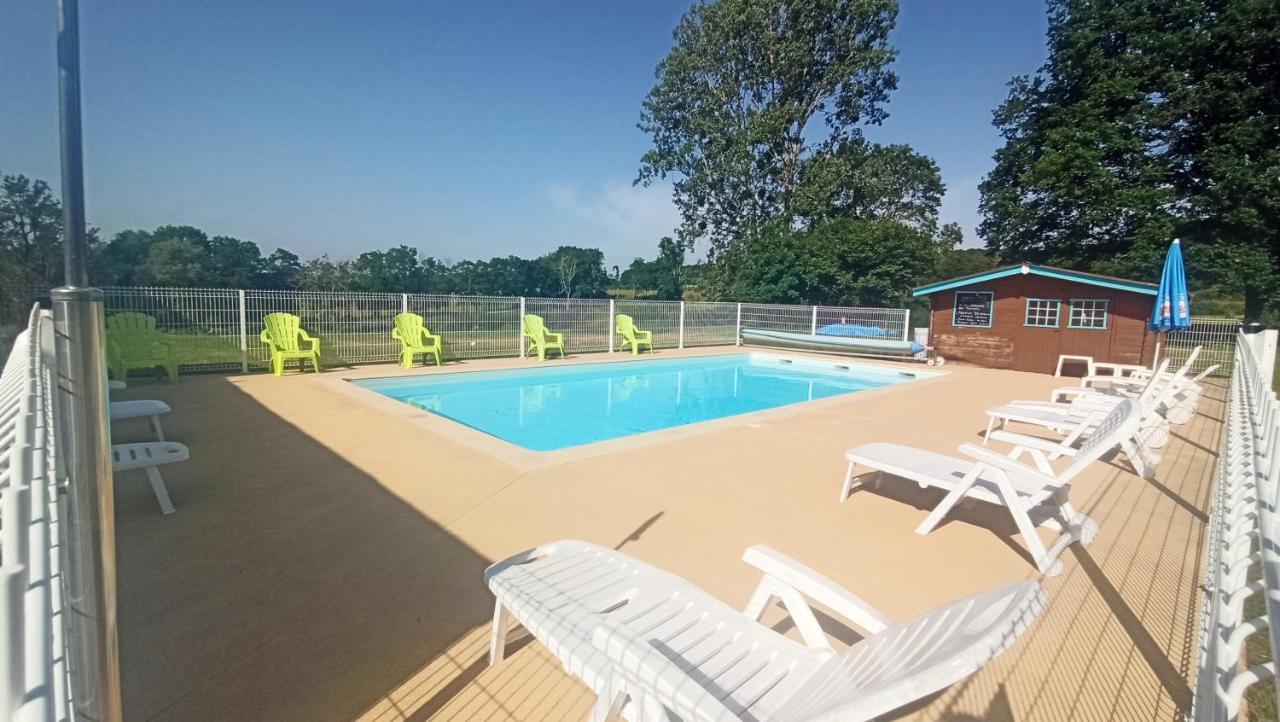 Camping Des Papillons Lalizolle Luaran gambar