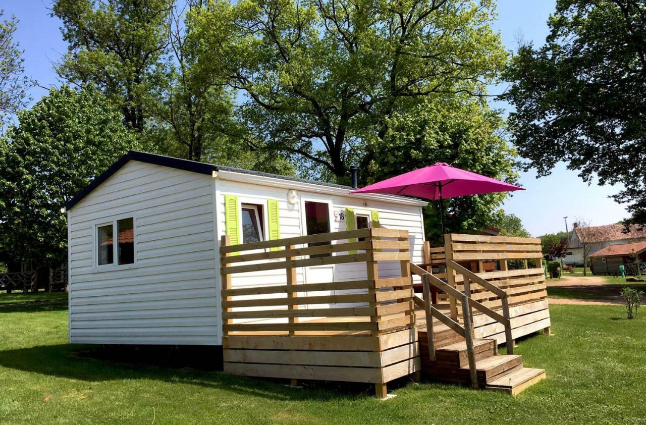 Camping Des Papillons Lalizolle Luaran gambar