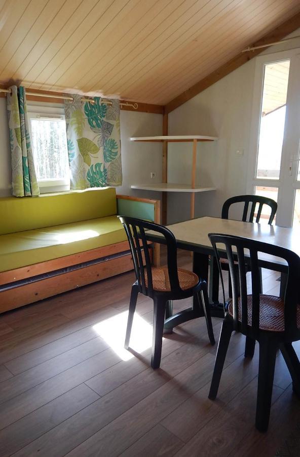 Camping Des Papillons Lalizolle Luaran gambar